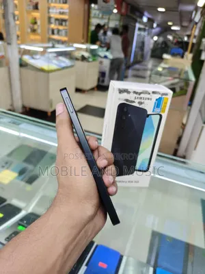 স্যামসাং গ্যালাক্সি এ১৬ ৫জি ১২৮ জিবি নীল