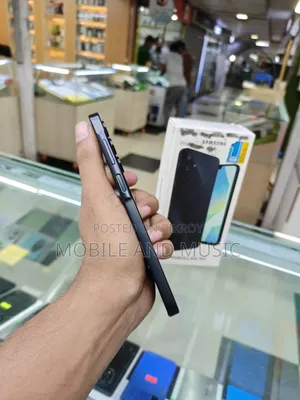 স্যামসাং গ্যালাক্সি এ১৬ ৫জি ১২৮ জিবি নীল
