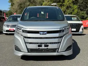 Toyota Noah 2.0 FWD (8 Seater) 2021 Silver