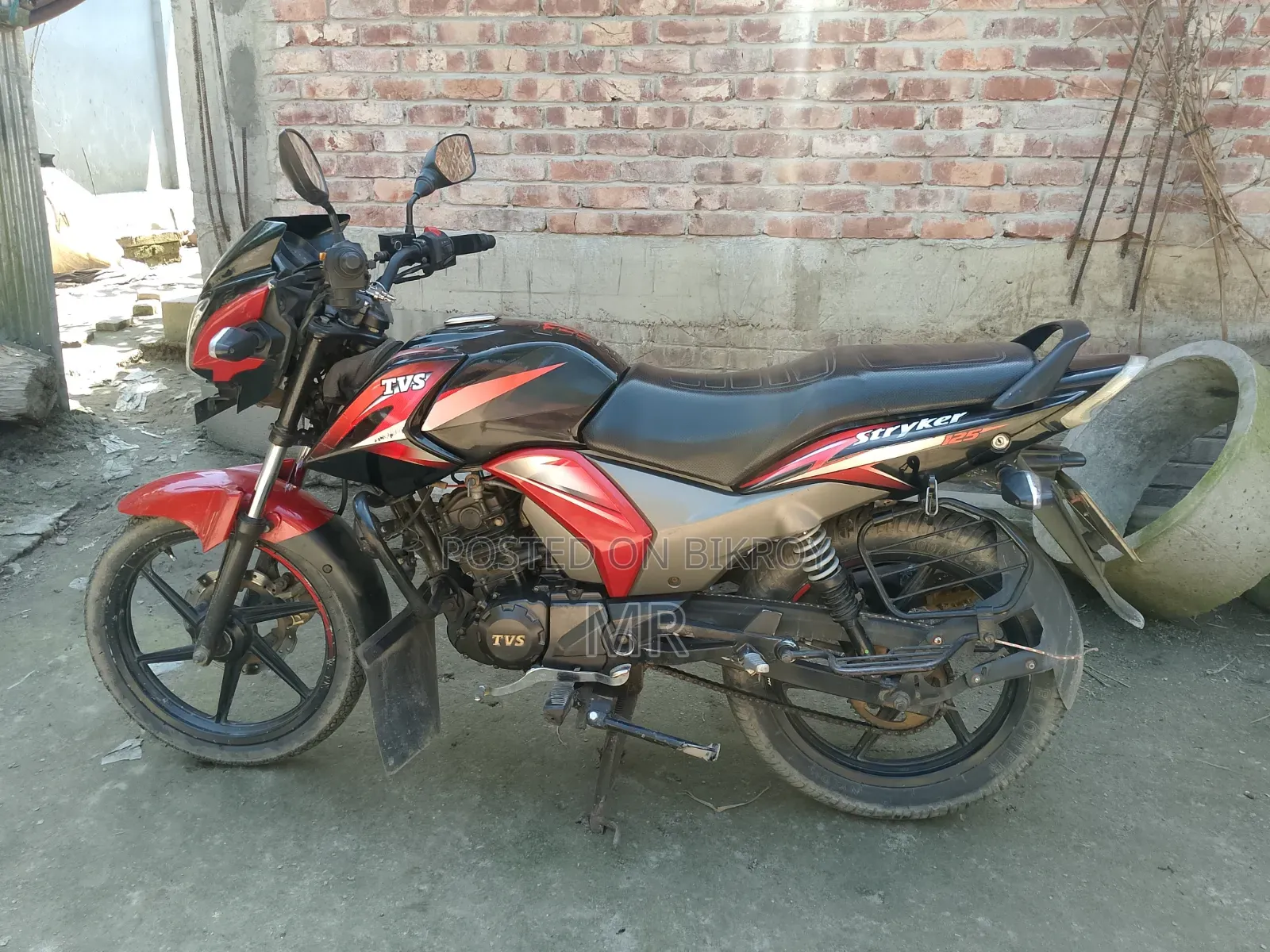 টিভিএস স্ট্রাইকার ১২৫ ২০২০ লাল
