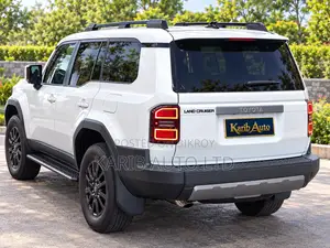 Toyota Land Cruiser 2024 Pearl