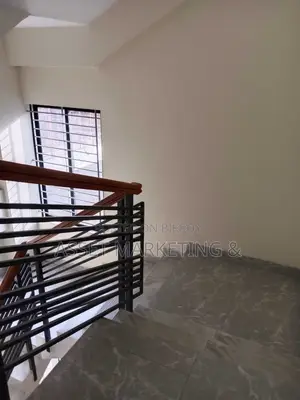 3 Bedroom Apartment in Basundhara for sale