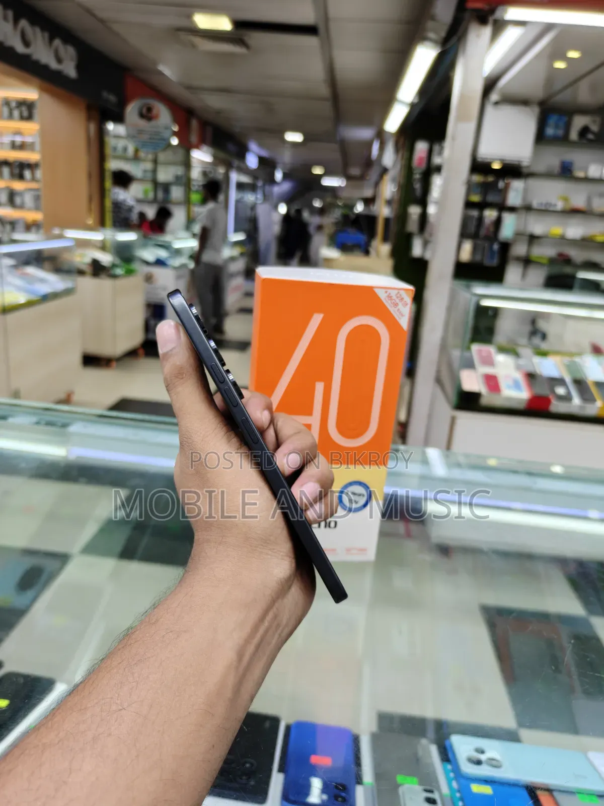 Tecno Spark 40 Pro 128 GB Silver