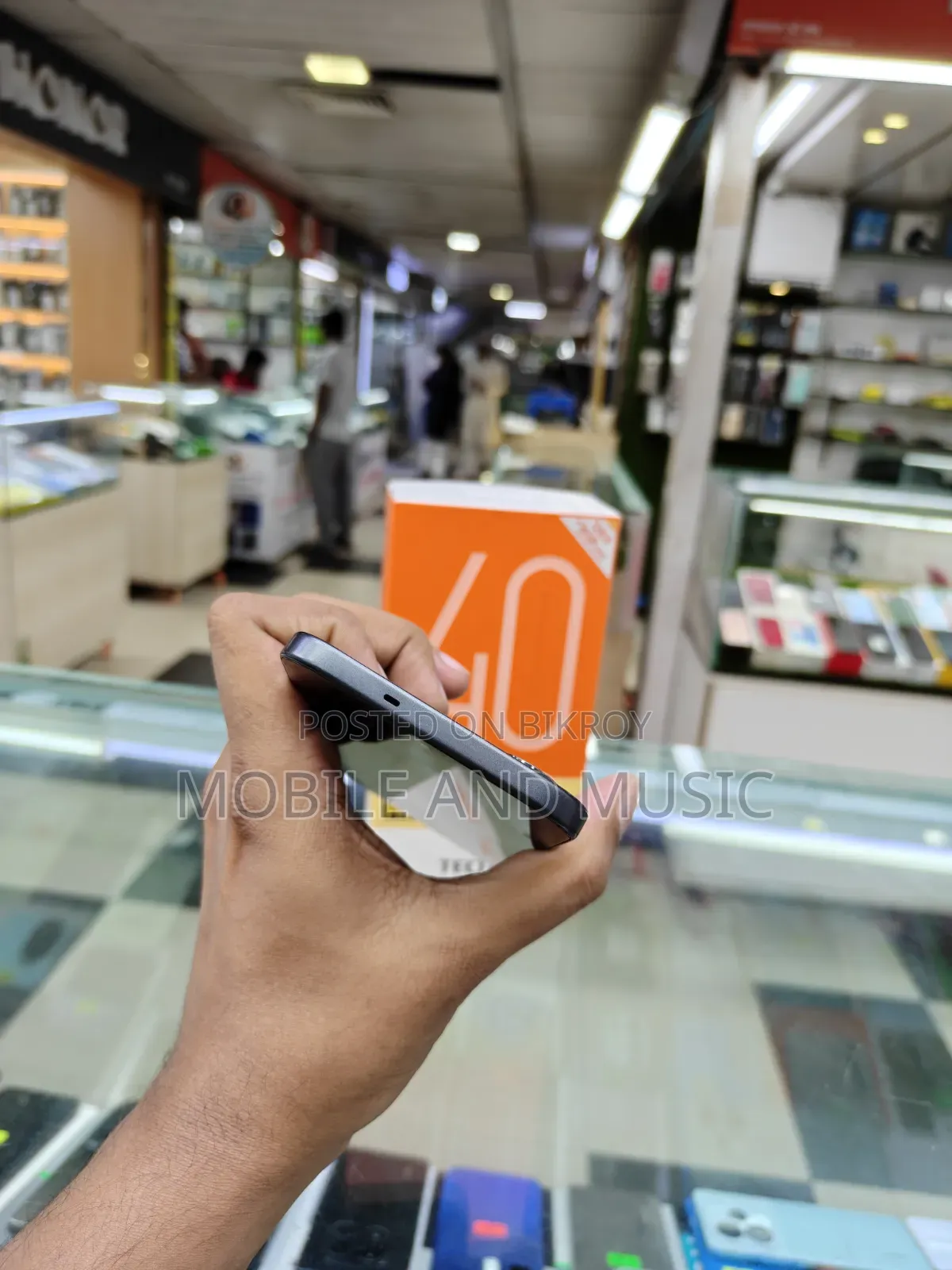 Tecno Spark 40 Pro 128 GB Silver