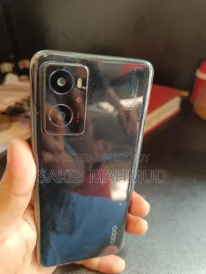 অপ্পো ১২৮ জিবি কালো