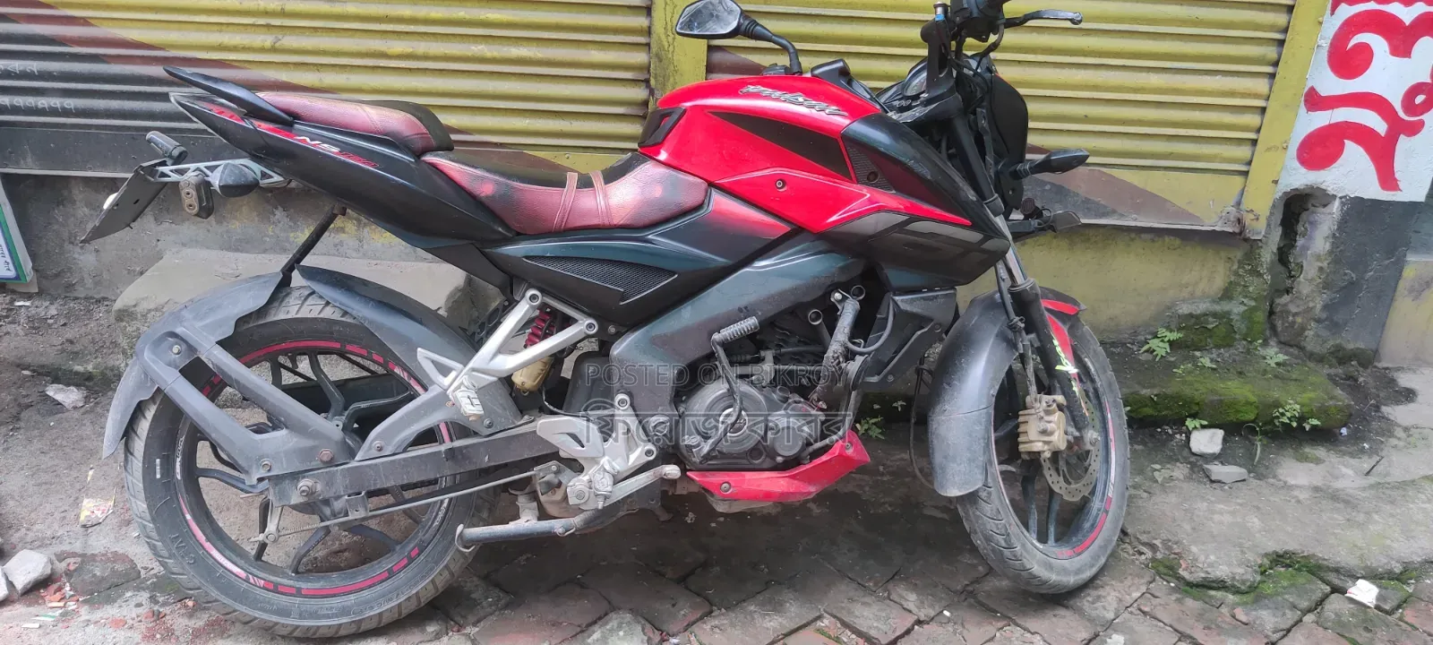 বাজাজ পালসার এনএস ১৬০ ২০১৯ রেড