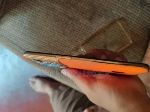 Huawei 64 GB Orange