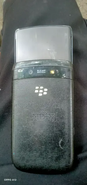 BlackBerry 4 GB Black