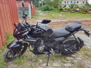 নিউ হিরো এক্সট্রিম ১২৫আর ২০২৫ ব্ল্যাক
