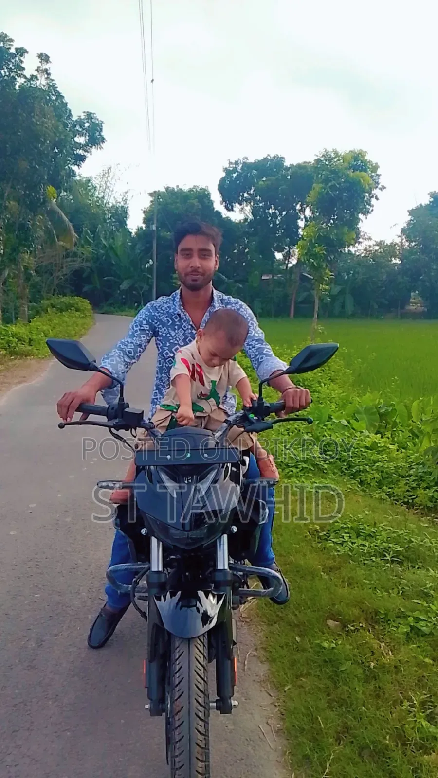 নিউ হিরো এক্সট্রিম ১২৫আর ২০২৫ ব্ল্যাক