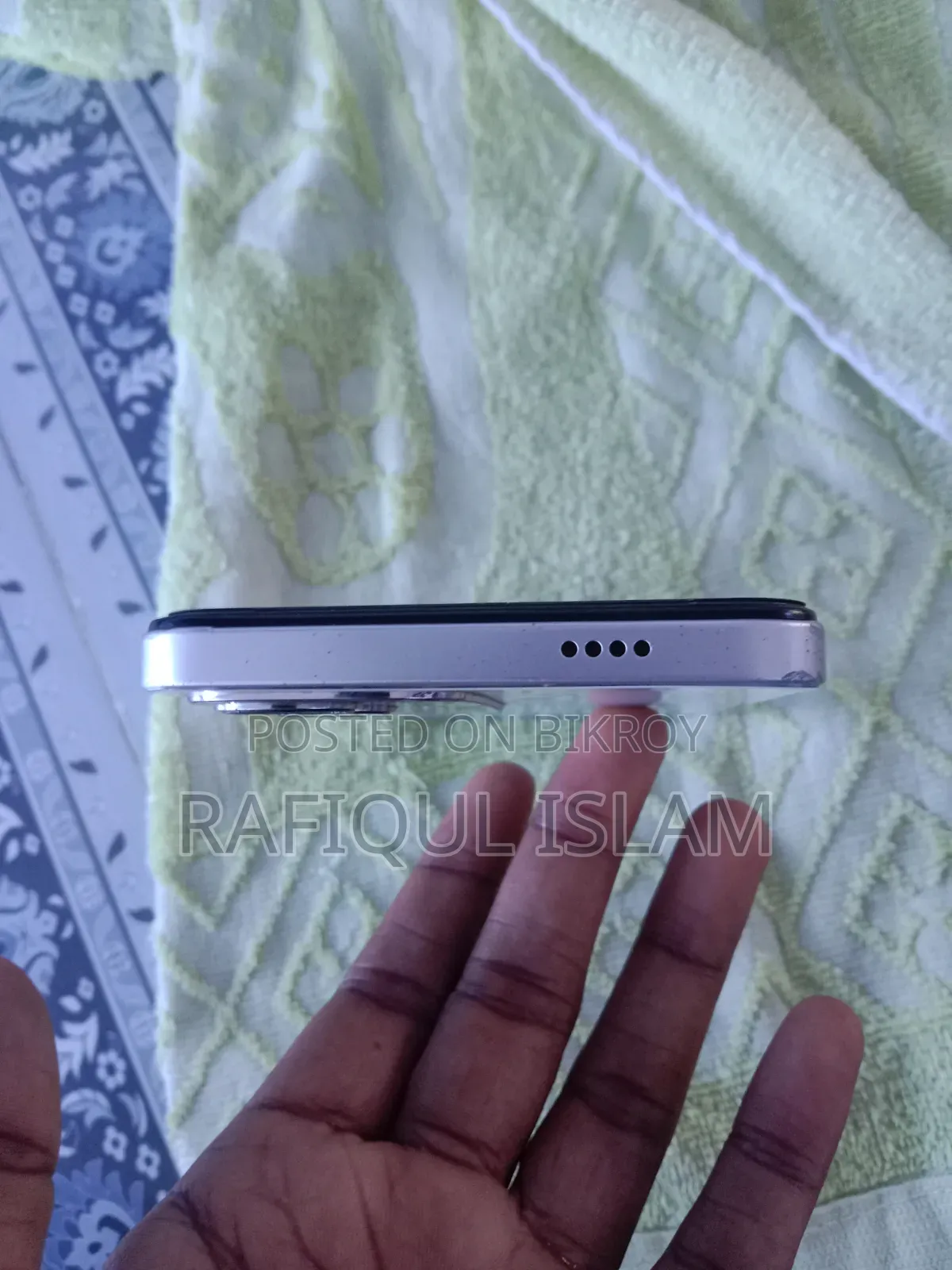 Vivo Y19s 128 GB Silver