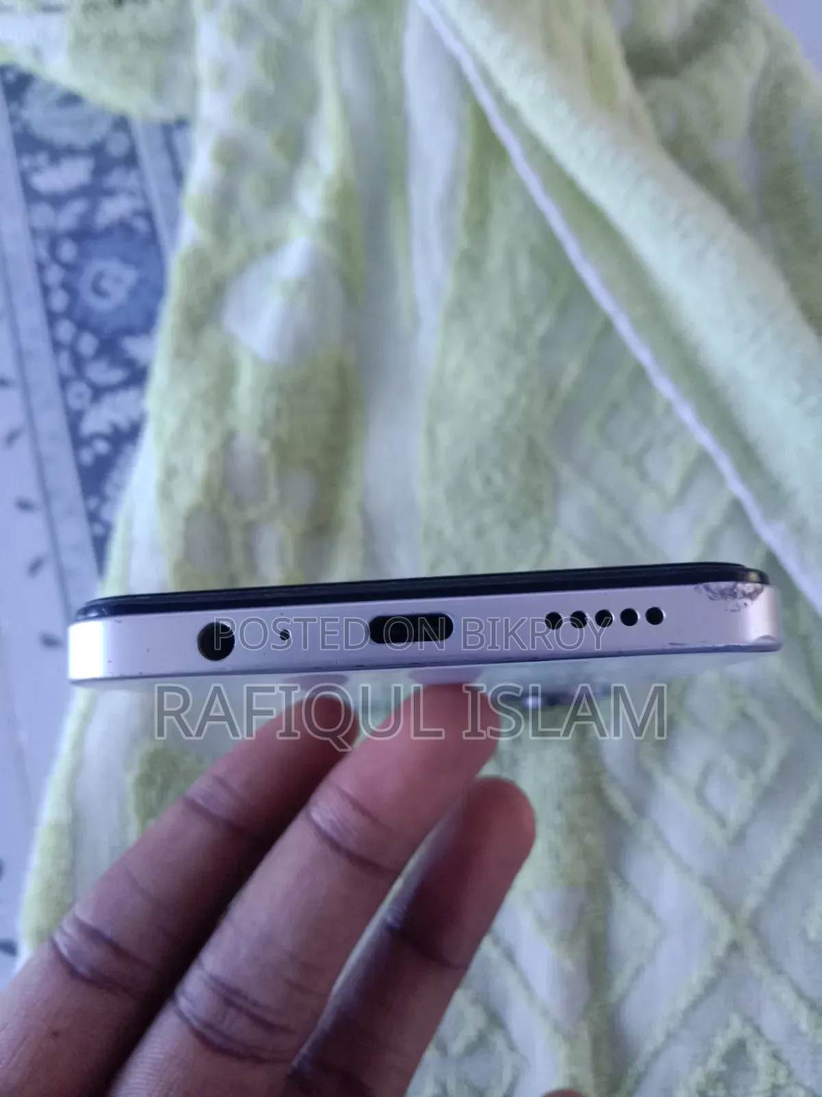 Vivo Y19s 128 GB Silver