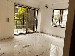 অনিক রিয়েল এস্টেট, বনানীতে ৪ বেডরুমের অ্যাপার্টমেন্ট ভাড়া