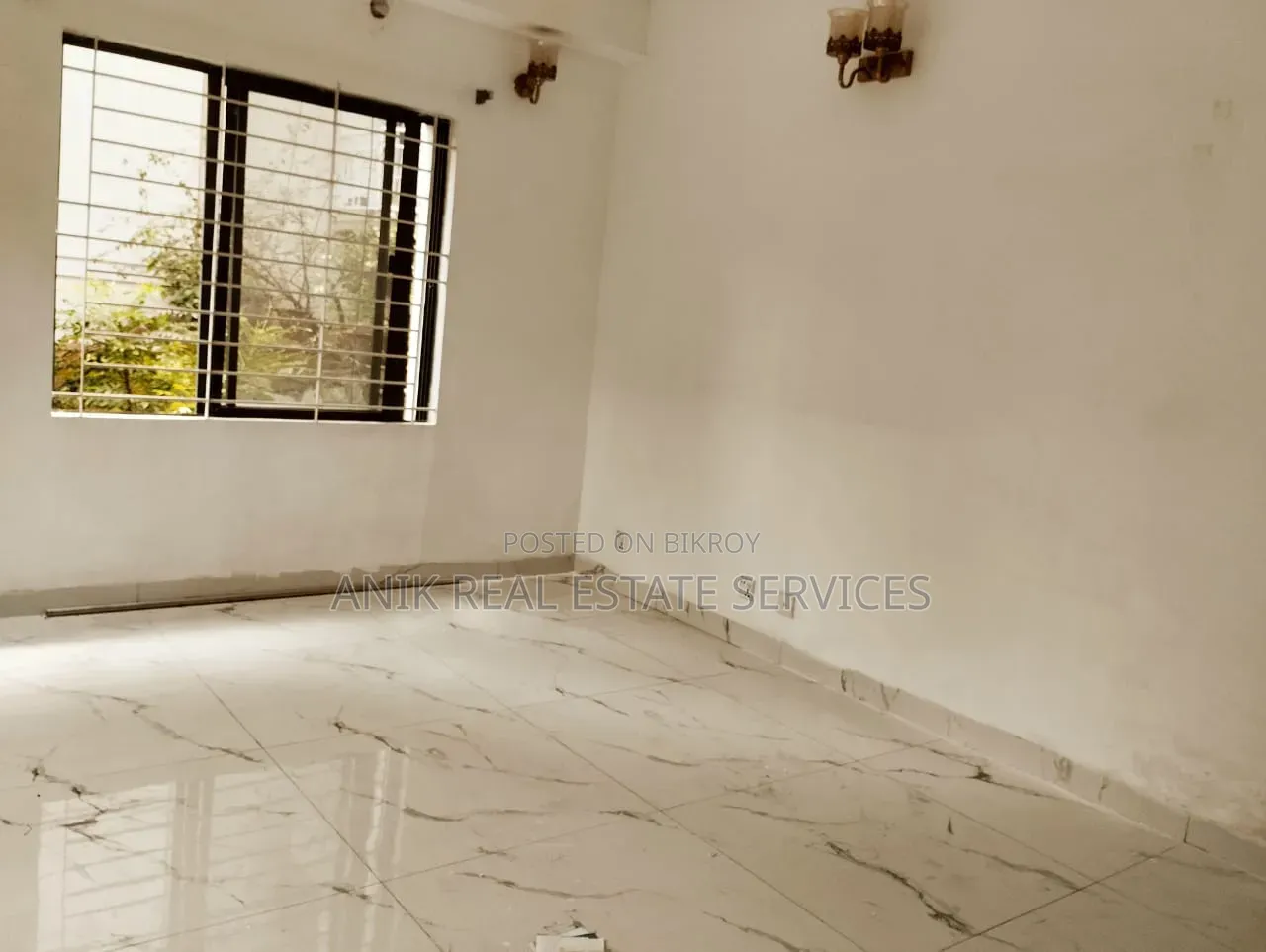 অনিক রিয়েল এস্টেট, বনানীতে ৪ বেডরুমের অ্যাপার্টমেন্ট ভাড়া
