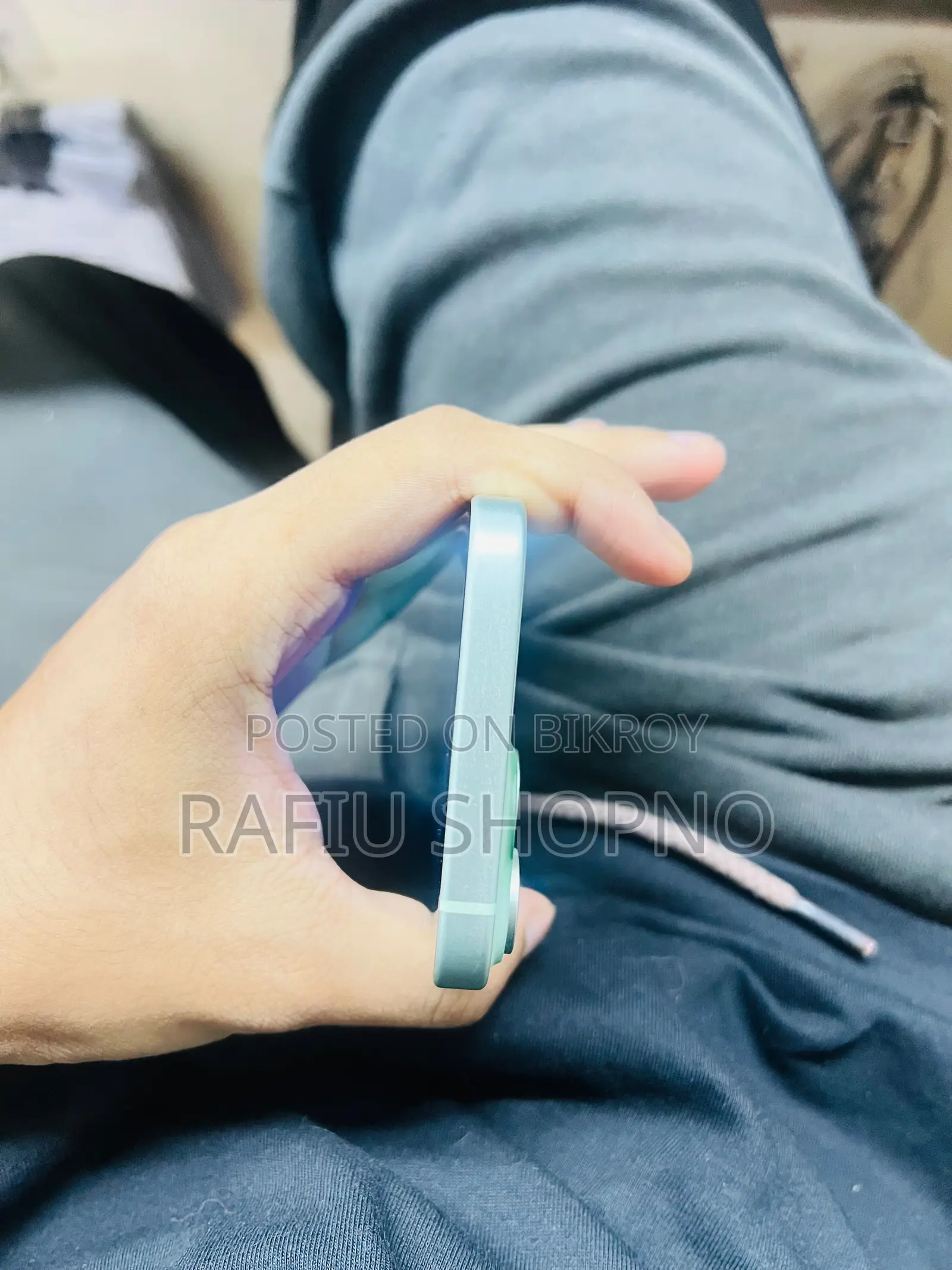 Apple iPhone 15 128 GB Green
