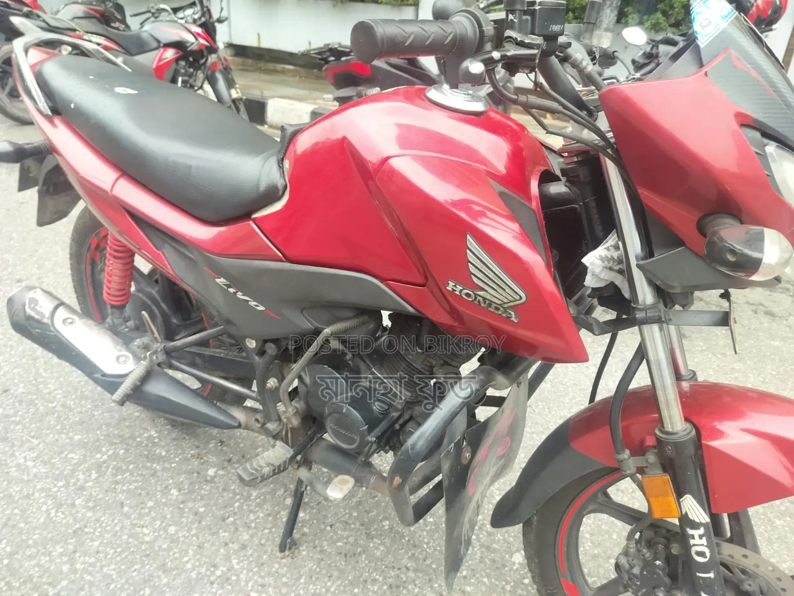 হোন্ডা লিভো ২০১৮ লাল