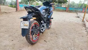 সুজুকি জিক্সার এসএফ ২০১৯ কালো