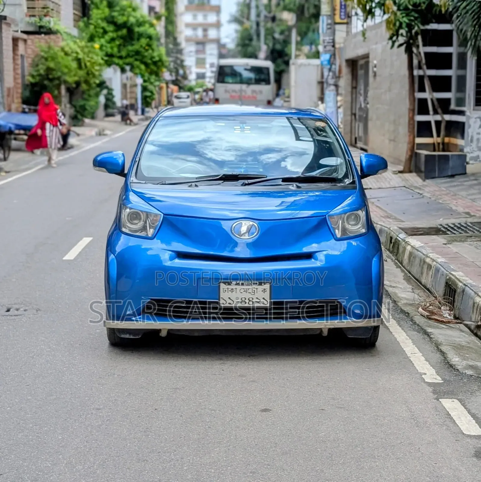Toyota iQ 2009 Blue
