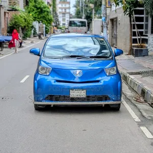 Toyota iQ 2009 Blue