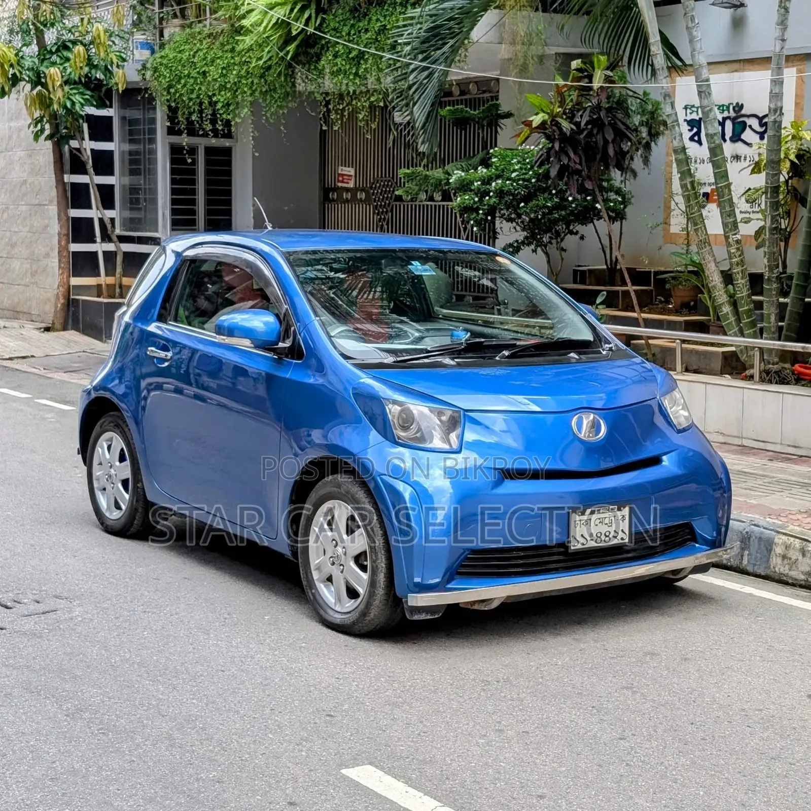 Toyota iQ 2009 Blue