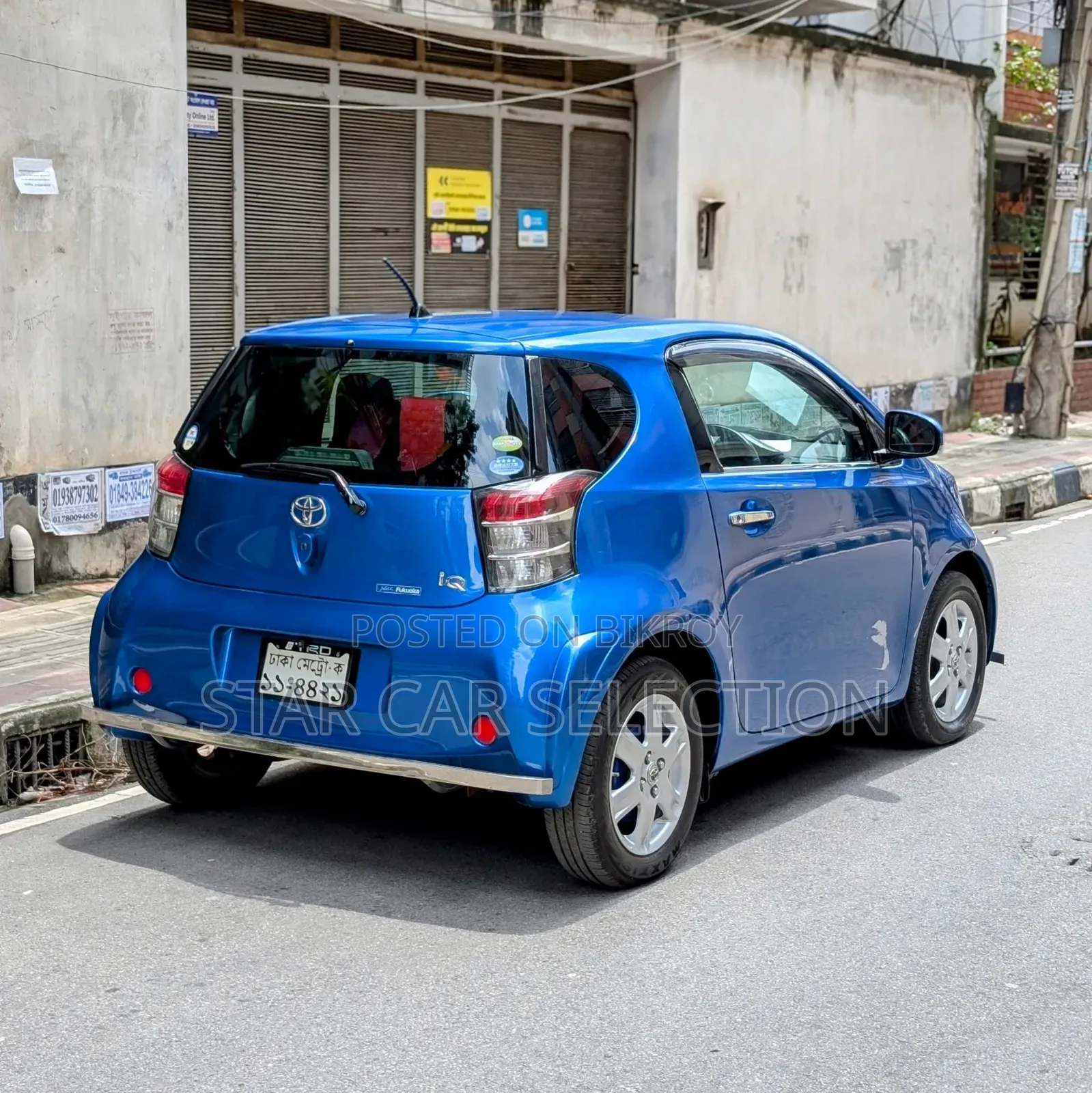 Toyota iQ 2009 Blue