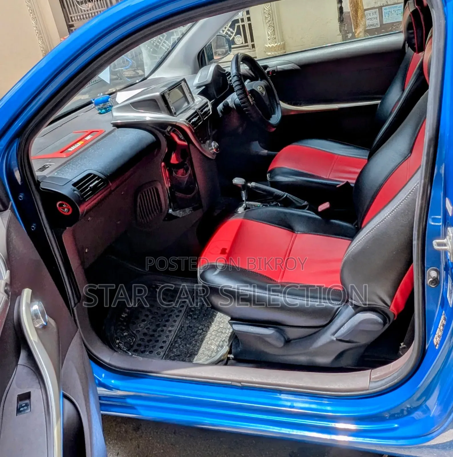 Toyota iQ 2009 Blue