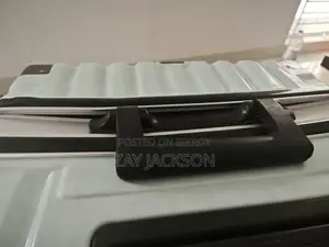 বড় লাগেজ স্যুটকেস (৪০x৬০x৩০ সেমি)