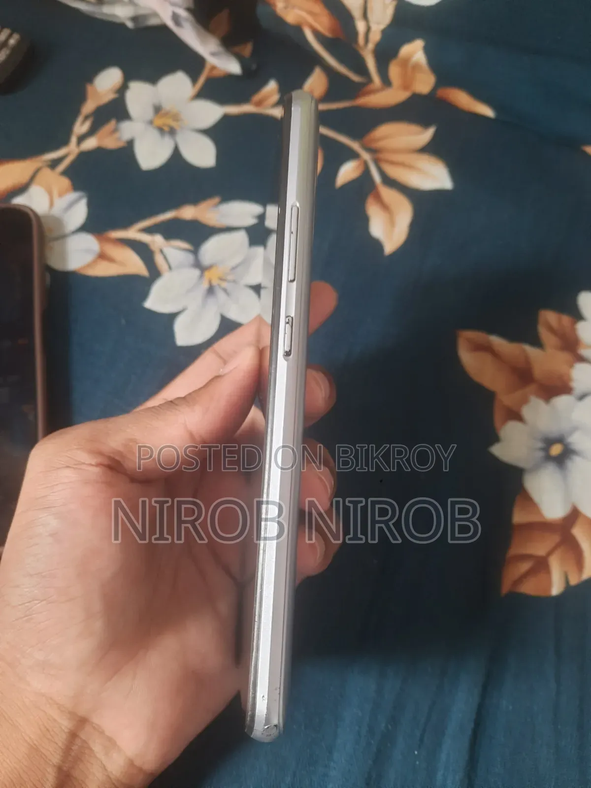 রিয়েলমি সি১৫ ৬৪ জিবি সিলভার