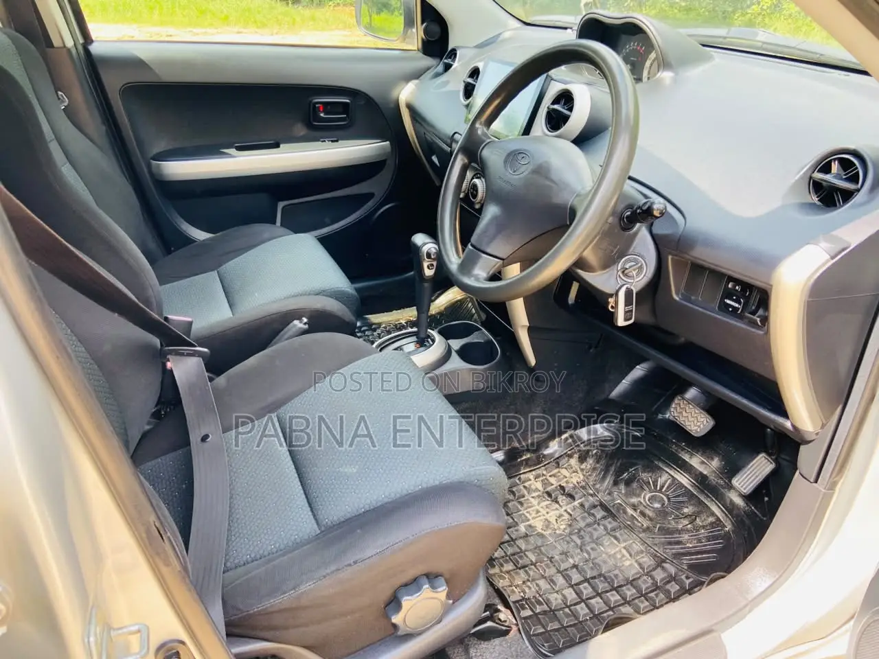 Toyota IST 2006 Silver