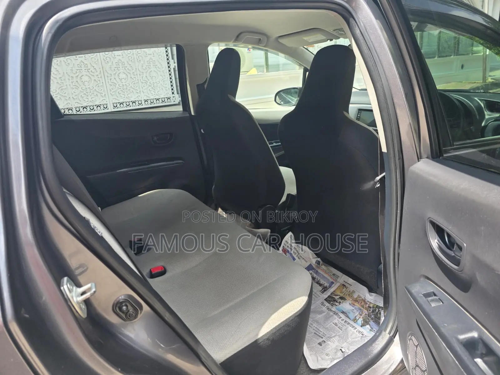 Toyota Vitz 2011 Gray