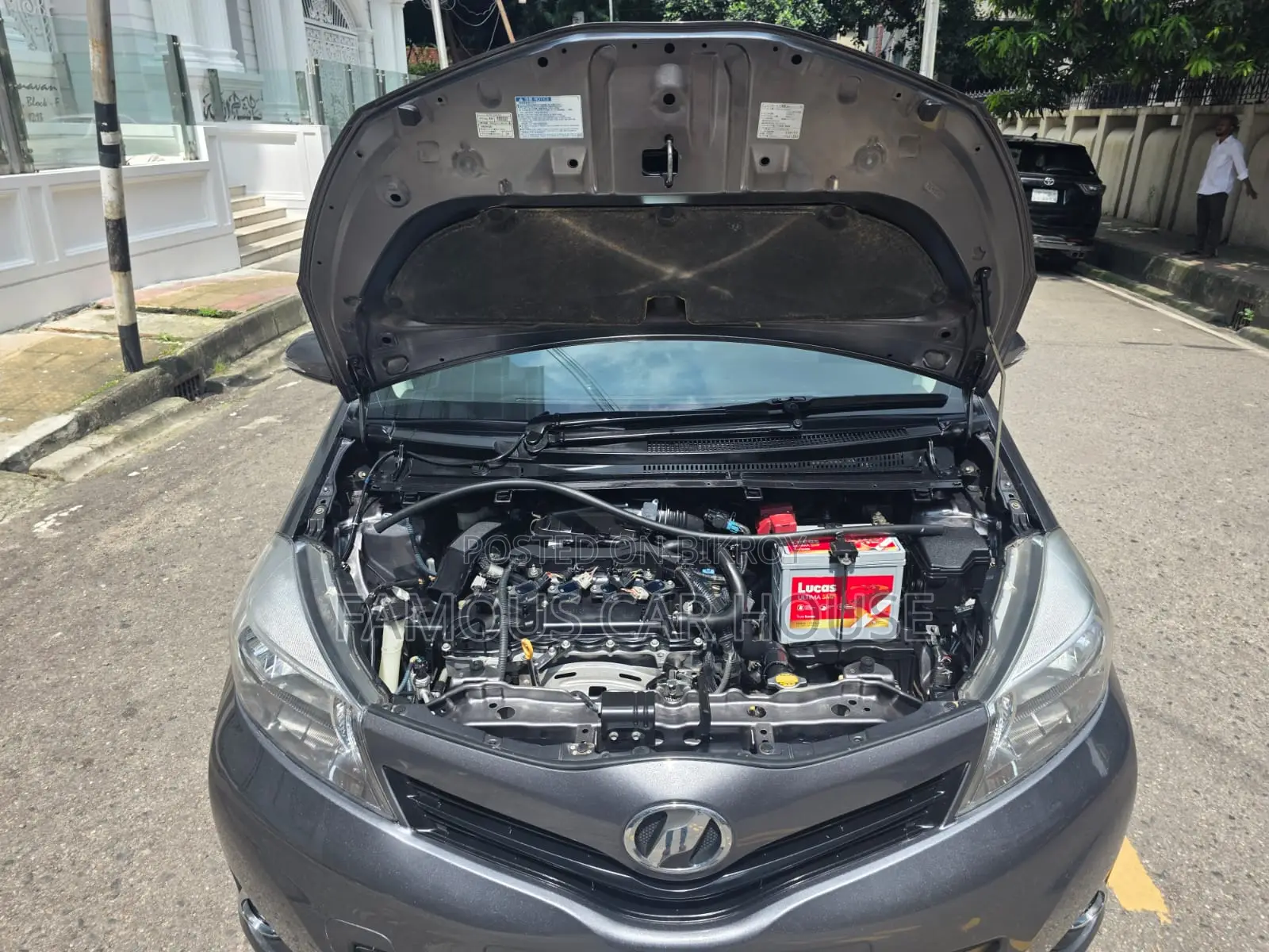 Toyota Vitz 2011 Gray