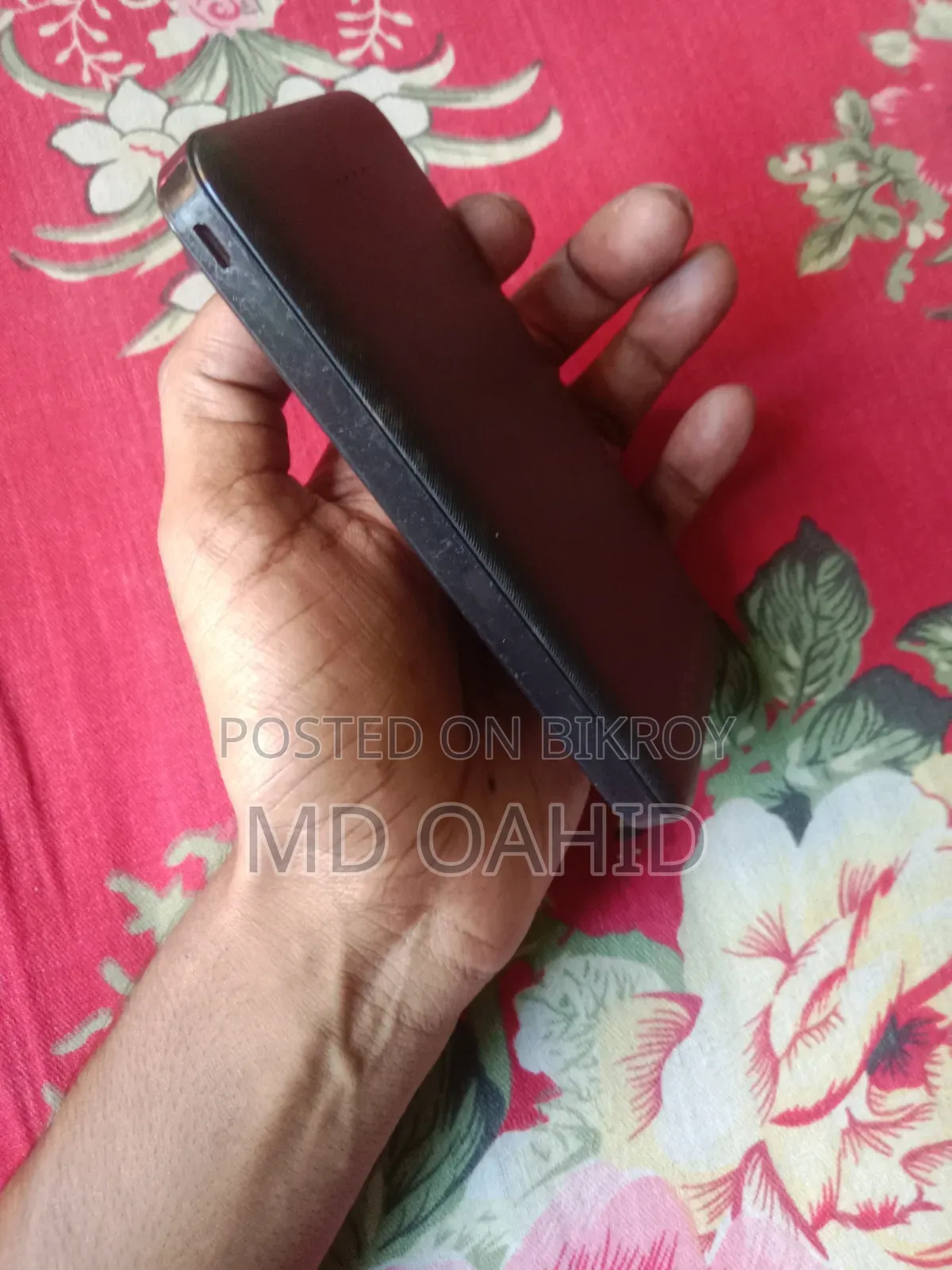 পাওয়ার ব্যাংক ১০০০০ এমএএইচ
