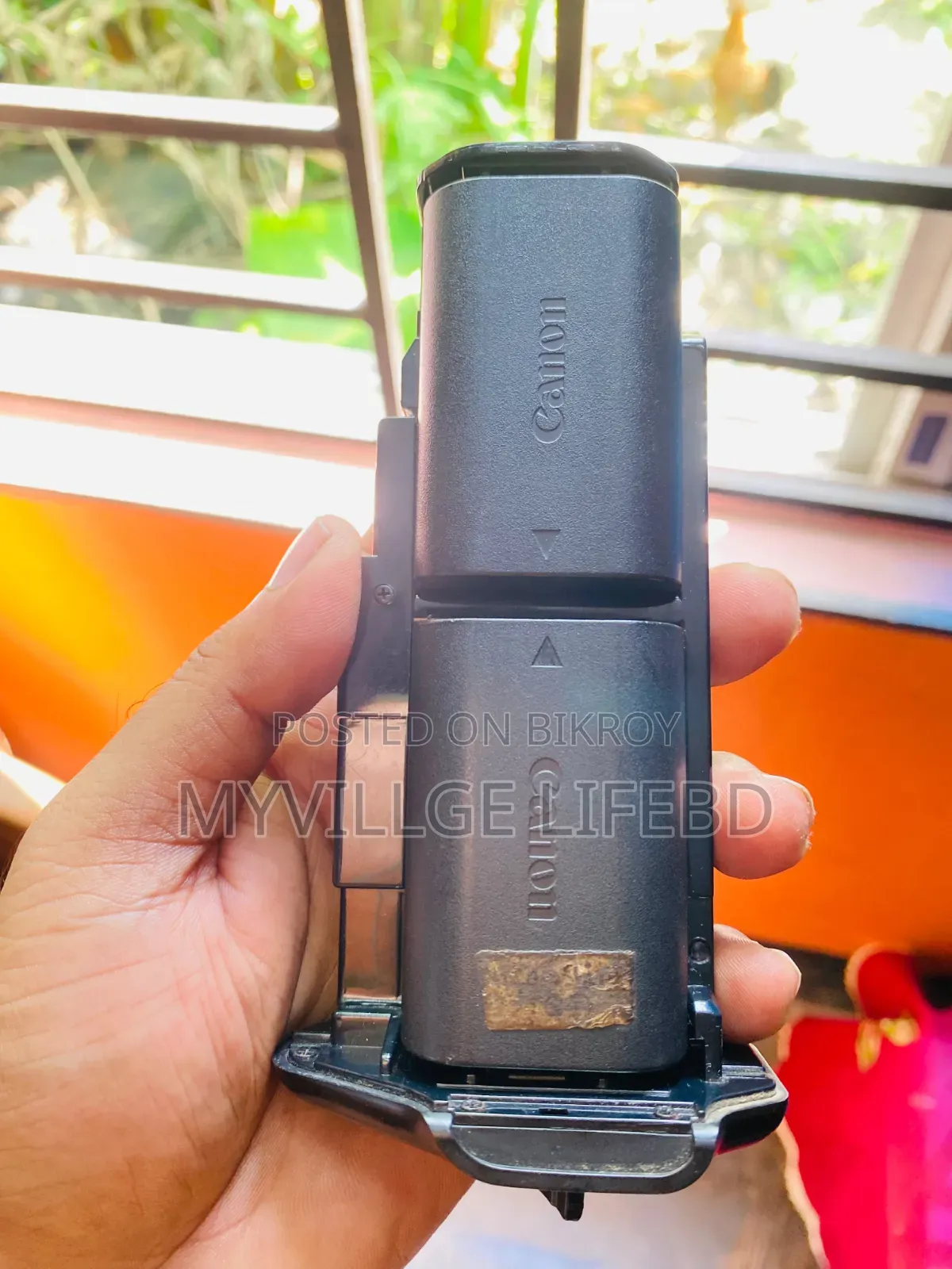 ক্যানন ৬ডি ফুল ফ্রেম বডি উইথ ব্যাটারি গ্রিপ