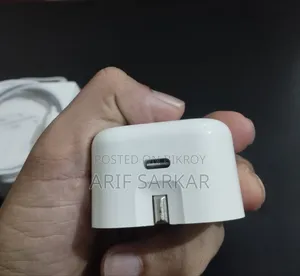 Apple 20W Adapter