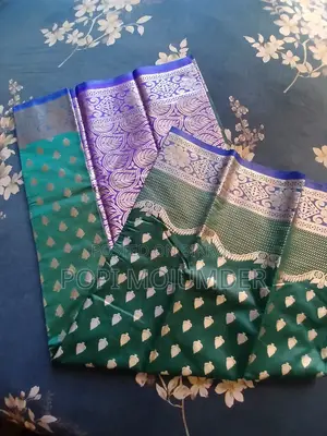 কাতান সিল্ক শাড়ি (সবুজ)