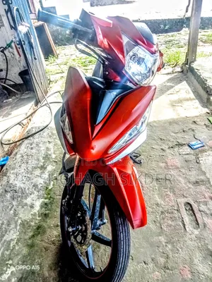 Runner Kite + 110 2021 Red