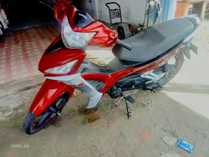 Runner Kite + 110 2021 Red