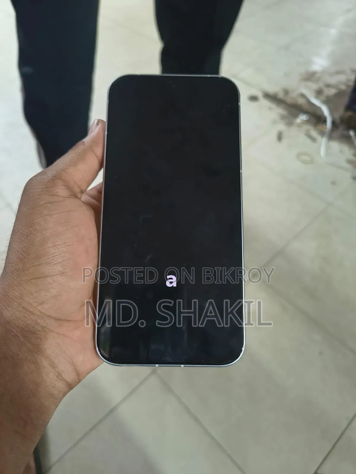 নতুন আইকিউও ২৫৬ জিবি সাদা
