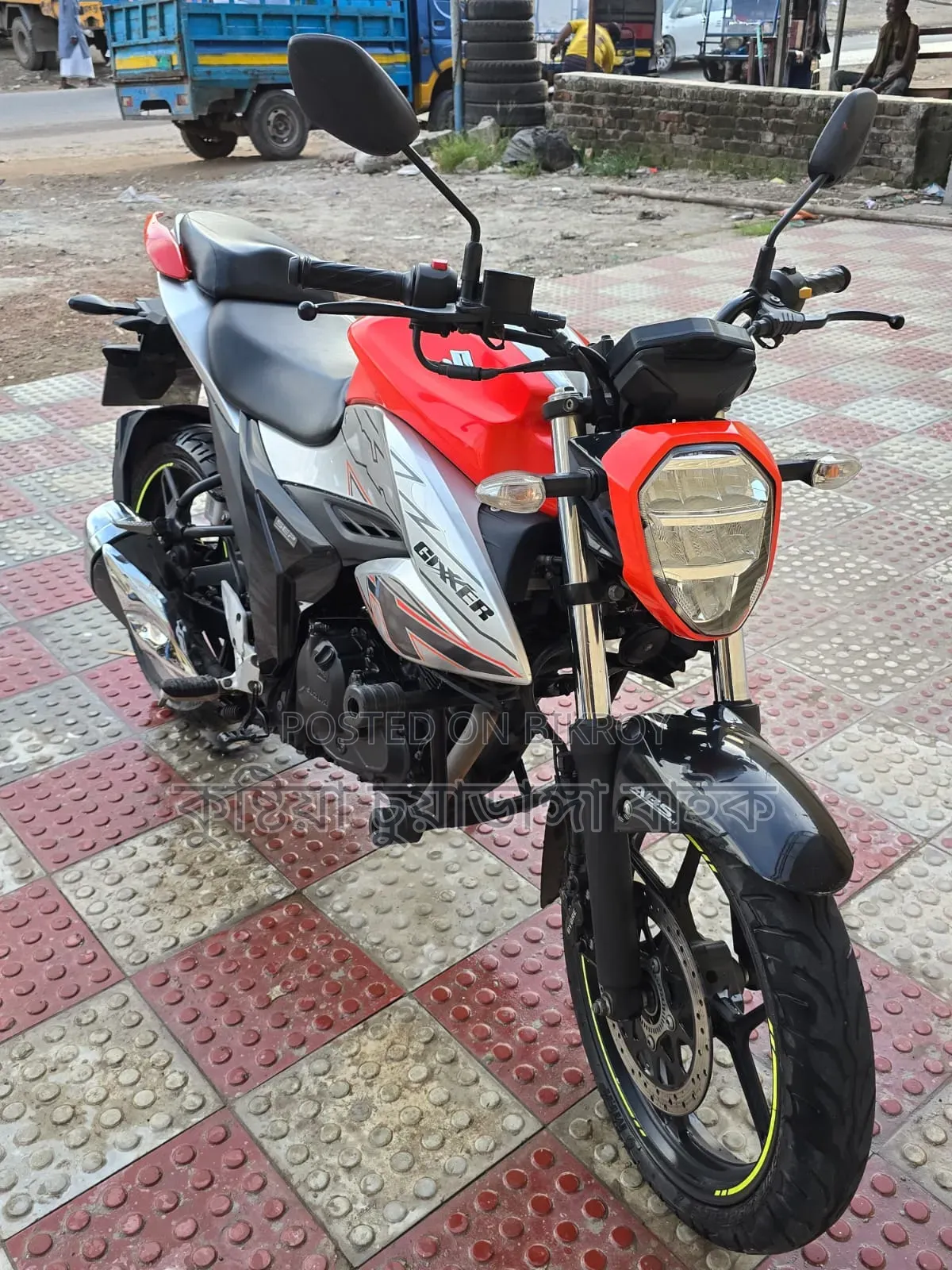 Suzuki Gixxer 2024 Orange