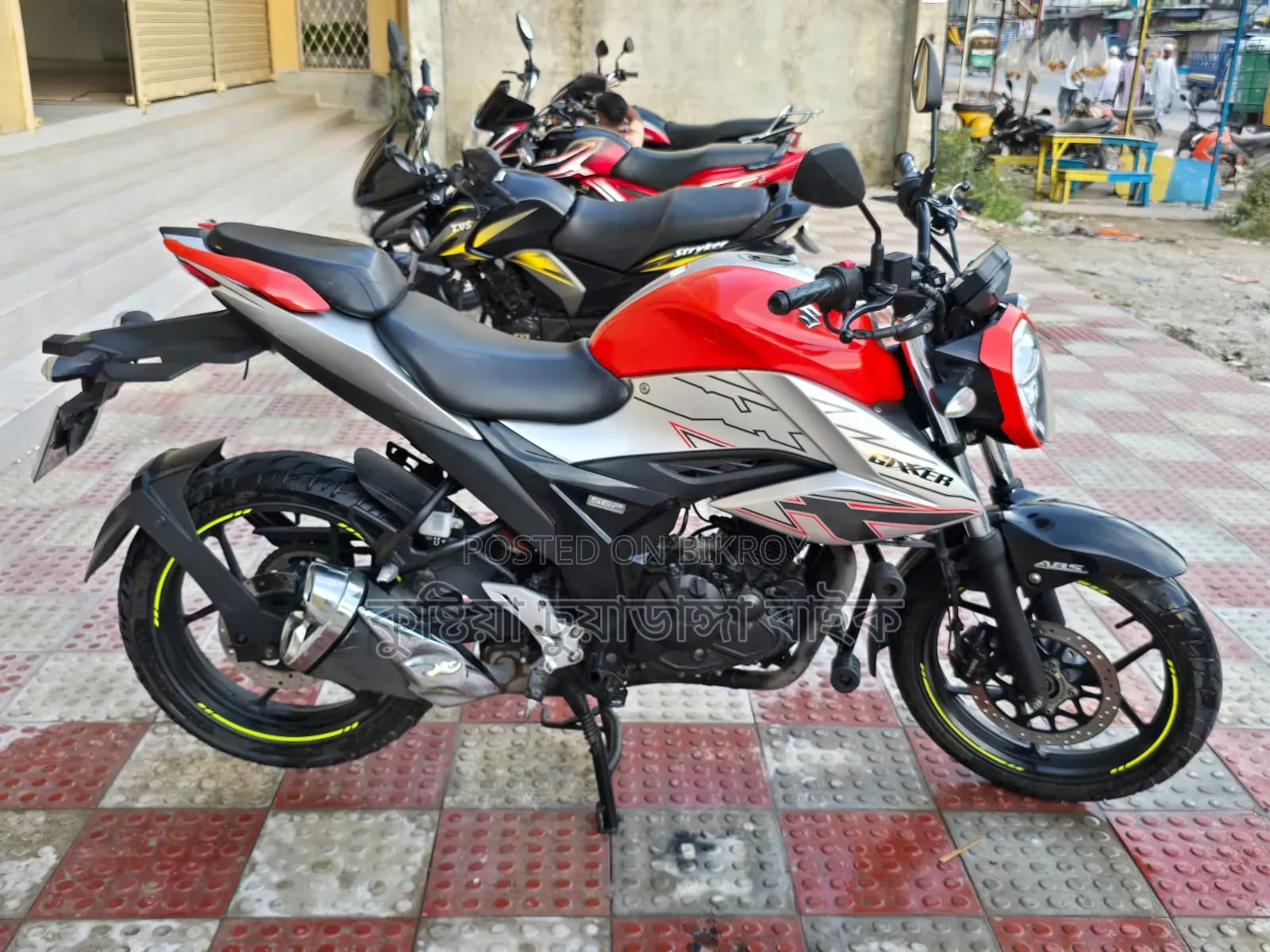 Suzuki Gixxer 2024 Orange