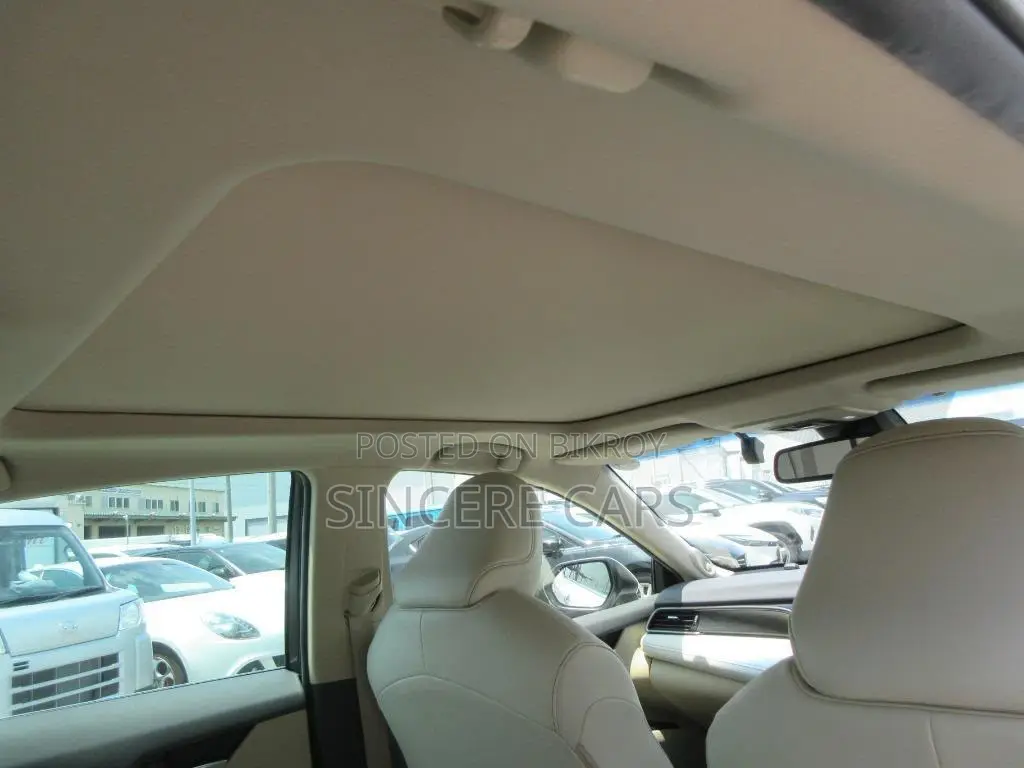 Toyota Camry LE 2021 Pearl