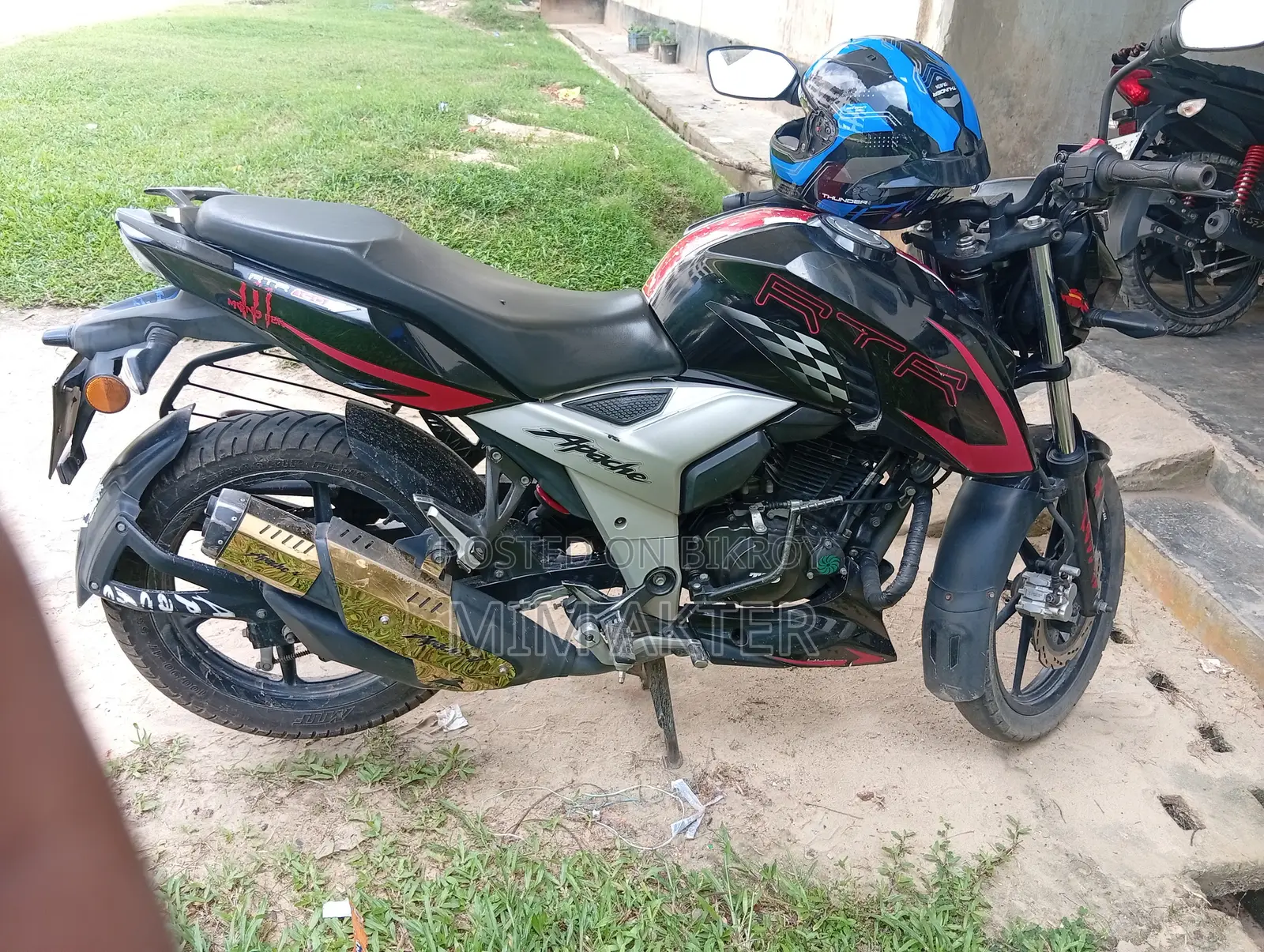 TVS Apache RTR 160 4V 2019 Black