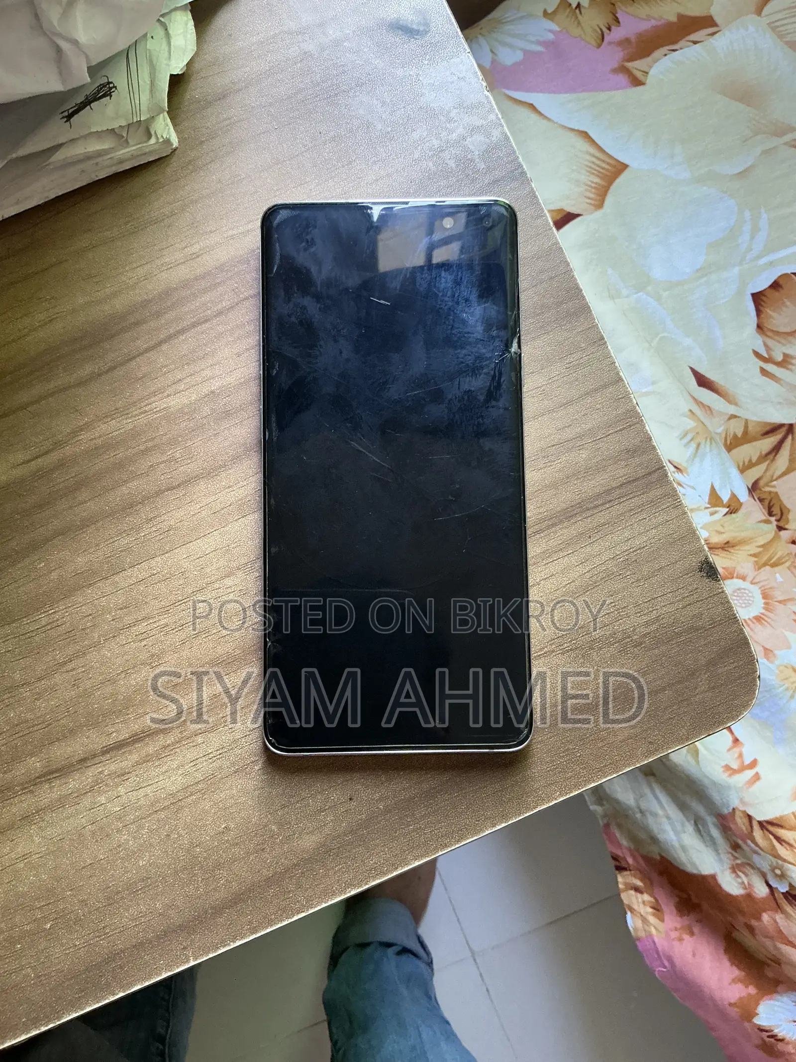 স্যামসাং গ্যালাক্সি এস১০ ৫জি ২৫৬ জিবি সিলভার