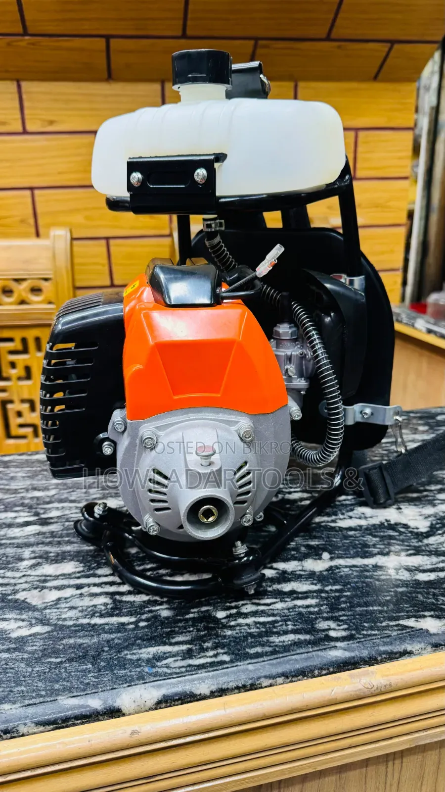 Grass and Paddy Cutting Machine (2 Stroke)