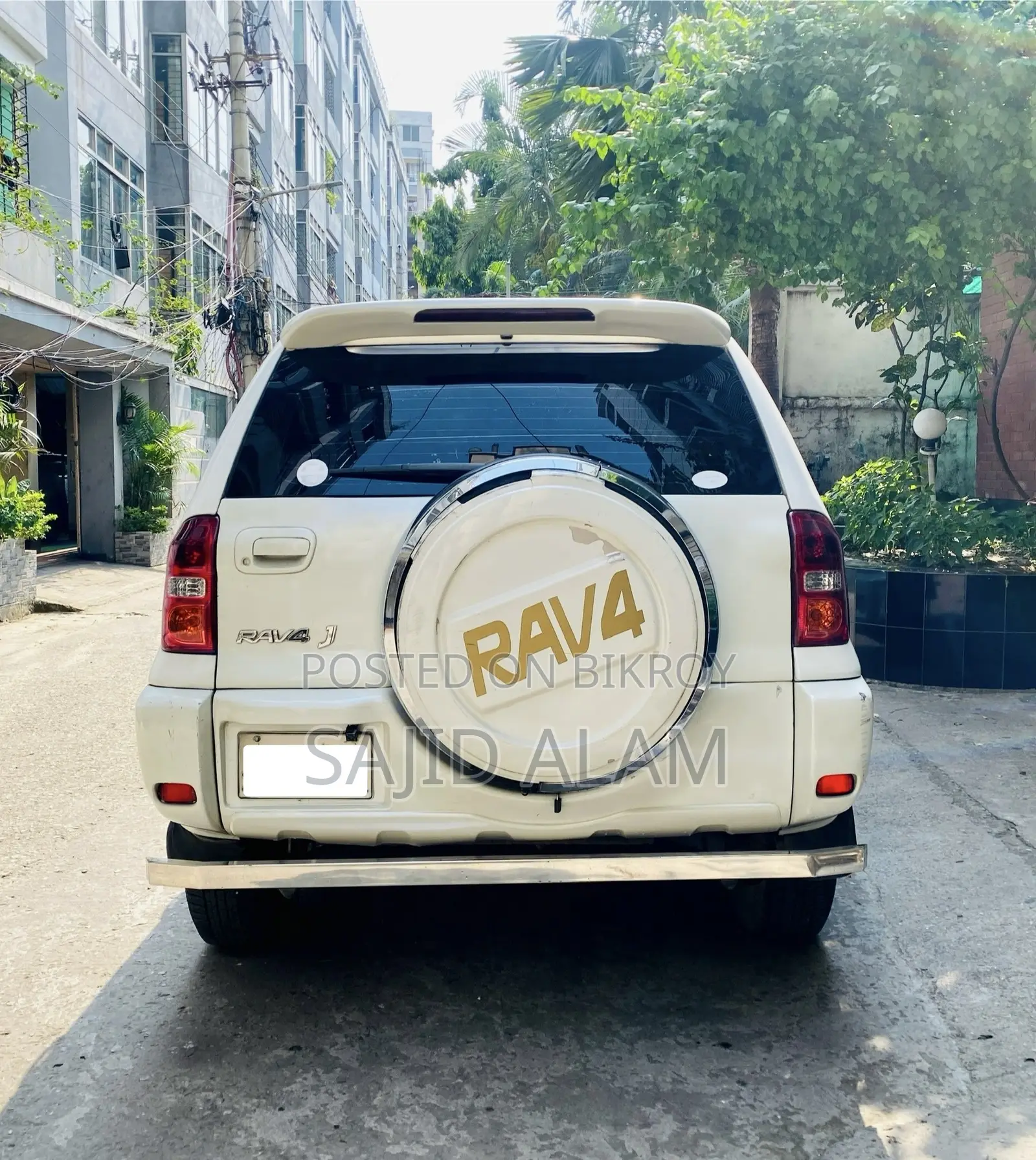 টয়োটা RAV4 ২০০৫ পার্ল