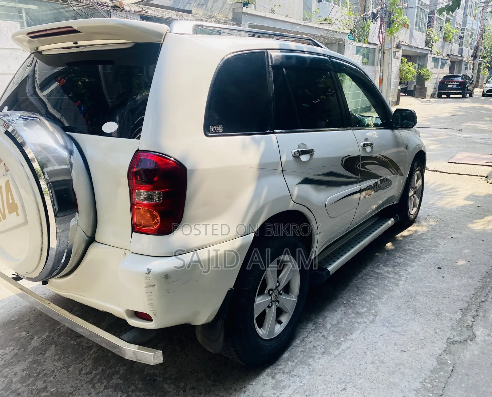 টয়োটা RAV4 ২০০৫ পার্ল