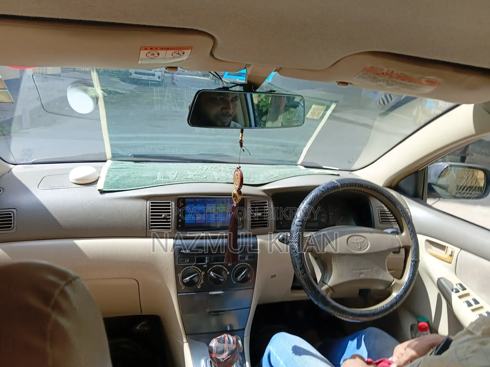 টয়োটা করোলা সেডান ২০০৩ সাদা