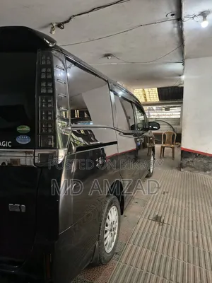Toyota Noah 2.0 AWD (7 Seater) 2016 Black