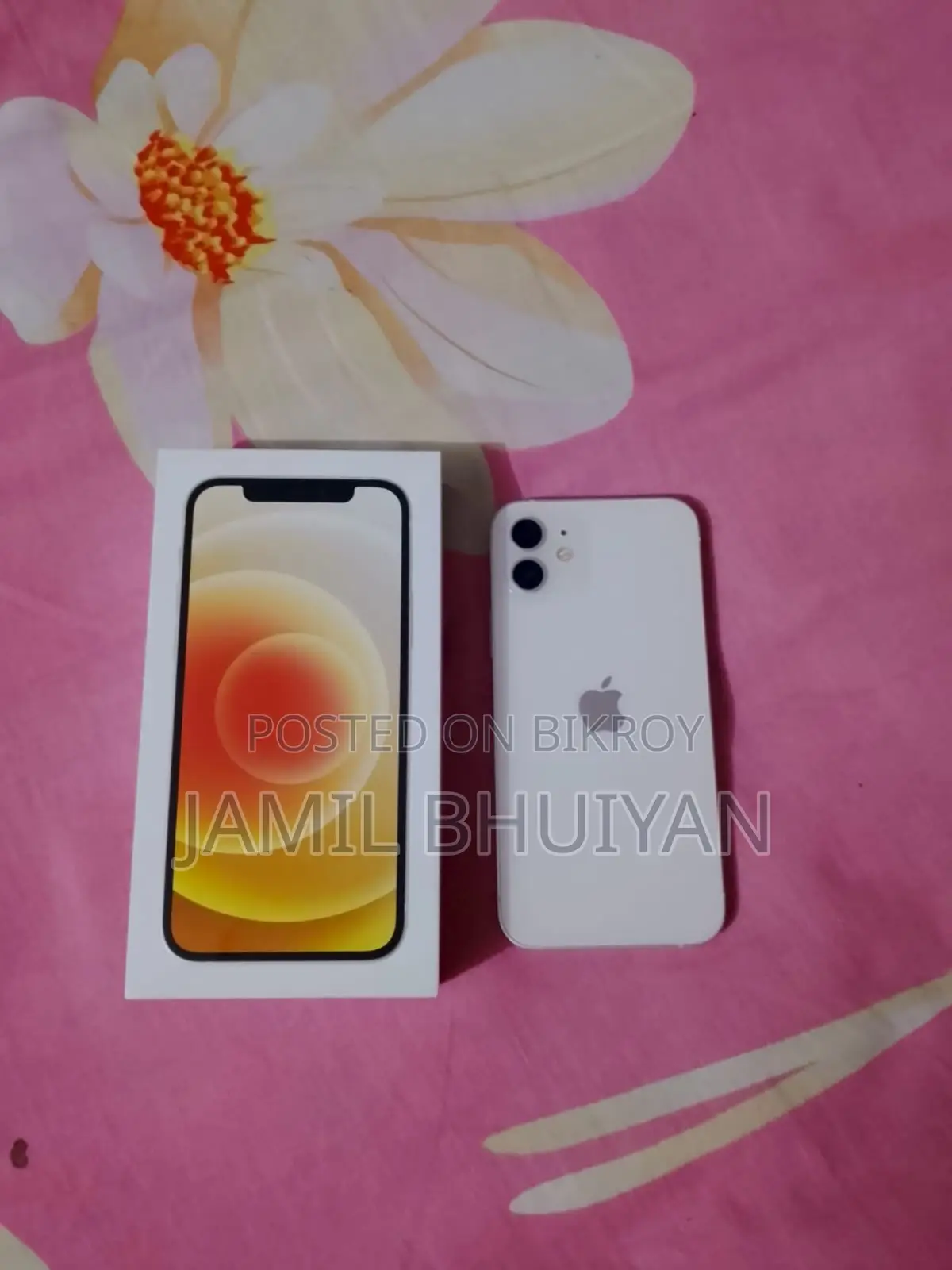 অ্যাপল আইফোন ১২ ১২৮ জিবি হোয়াইট