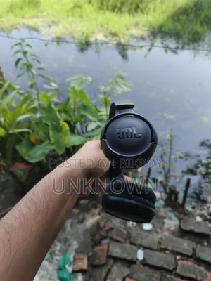 JBL Bluetooth Headphone